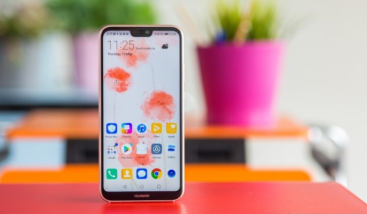 يظهر في الصورة الواجهة الأمامية لجوال هواوي P20 Lite 