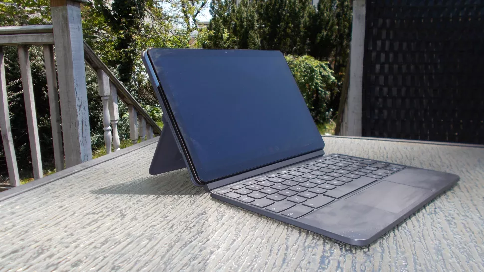 Lenovo Chromebook Duet أفضل لاب توب لينوفو حتى الآن .. القائمة الأحدث 2022